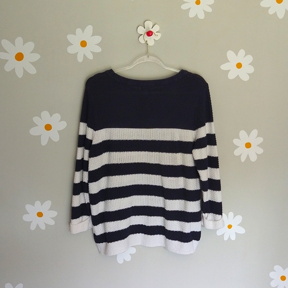 Croft & Barrow Navy & White Striped 100% Cotton Knit 3/4 Sleeve Cuffed Sweater - Picture 2 of 11